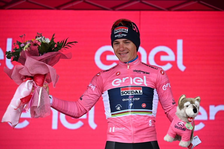 girodociclismo.com.br giro ditalia 2026 tenta atrair remco evenepoel longo contrarrelogio pode definir participacao do belga image 2