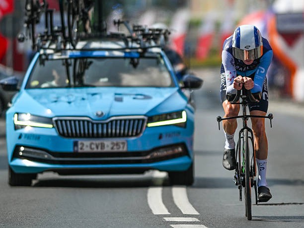 girodociclismo.com.br israel premier tech confirma a saida de chris froome e anuncia pausa antes da revelacao do novo nome image 5