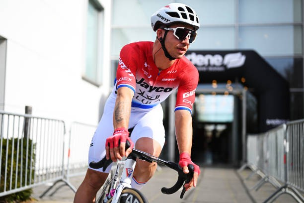 girodociclismo.com.br jayco alula anuncia a contratacao do maglia ciclamino do giro ditalia a melhor equipe para continuar perseguindo meu sonho confira o anuncio oficial image 3