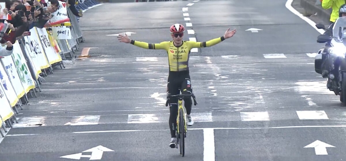 girodociclismo.com.br jonas vingegaard reage as criticas de mads pedersen sobre os criteriums de fim de temporada image 1