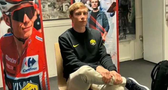 girodociclismo.com.br jonas vingegaard reage as criticas de mads pedersen sobre os criteriums de fim de temporada image
