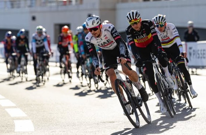 girodociclismo.com.br jonathan milan bate tadej pogacar beking monaco criterium image 4