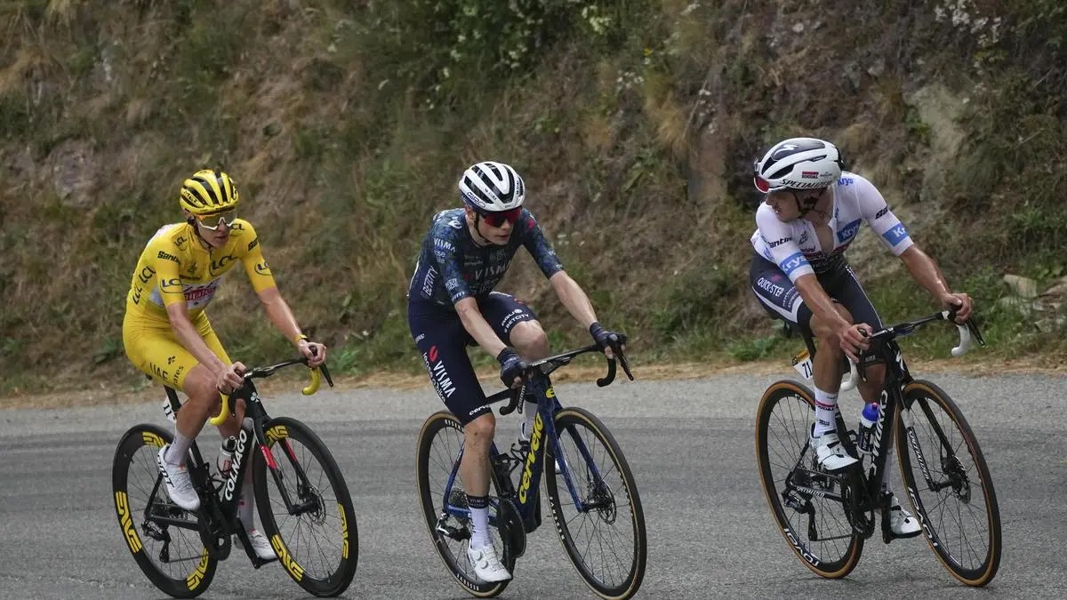 girodociclismo.com.br lenda do ciclismo concorda com tadej pogacar remco evenepoel venceria o tour de france nas condicoes certas image 1