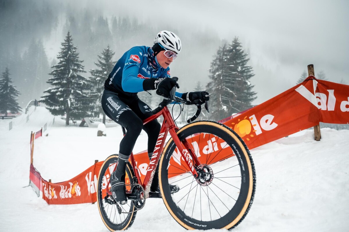 girodociclismo.com.br pedimos a pogacar e van der poel que gravassem um video uci pressiona para levar o ciclocross aos jogos olimpicos image 2
