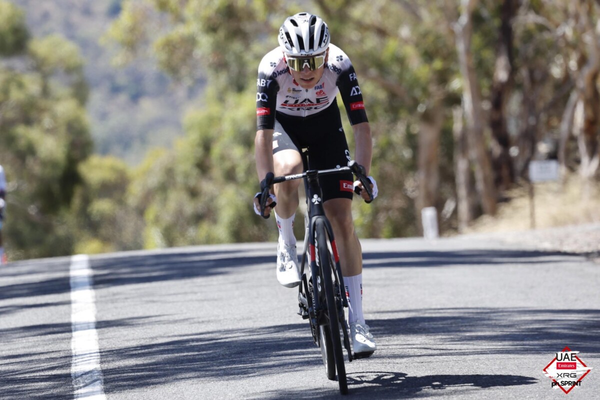 girodociclismo.com.br prodigio da uae emirates recebe conselhos de tadej pogacar ele me disse para manter a calma e curtir o ciclismo pablo torres uae xrg ii
