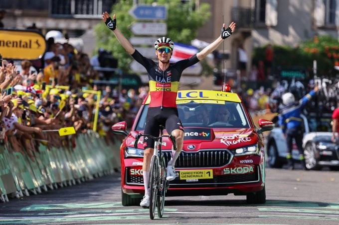 girodociclismo.com.br quando tadej pogacar nao esta presente a pressao e maior gregario do campeao mundial analisa a temporada da uae emirates image 3