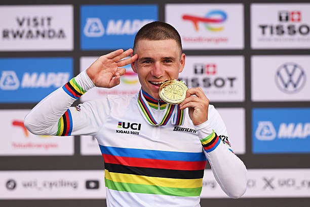 girodociclismo.com.br remco evenepoel apresenta duas propostas a red bull bora temos um plano a e um plano b inicio de 2026 pode ocorrer na volta ao algarve image 1