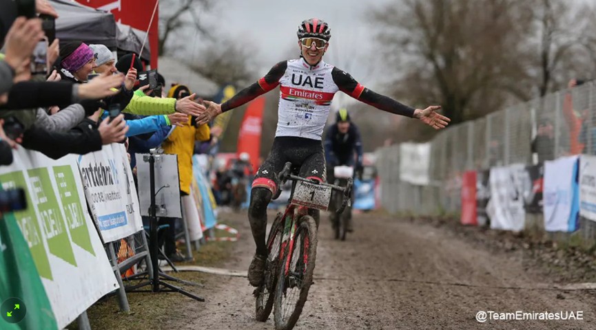 girodociclismo.com.br se a equipe permitisse tadej pogacar iria para o ciclocross afirma diretor da uci image