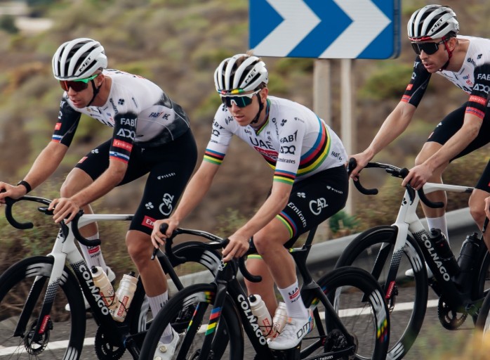 girodociclismo.com.br tadej pogacar da detalhes sobre a temporada 2026 se trocassem o giro e a vuelta seria muito melhor assista a entrevista completa image 1