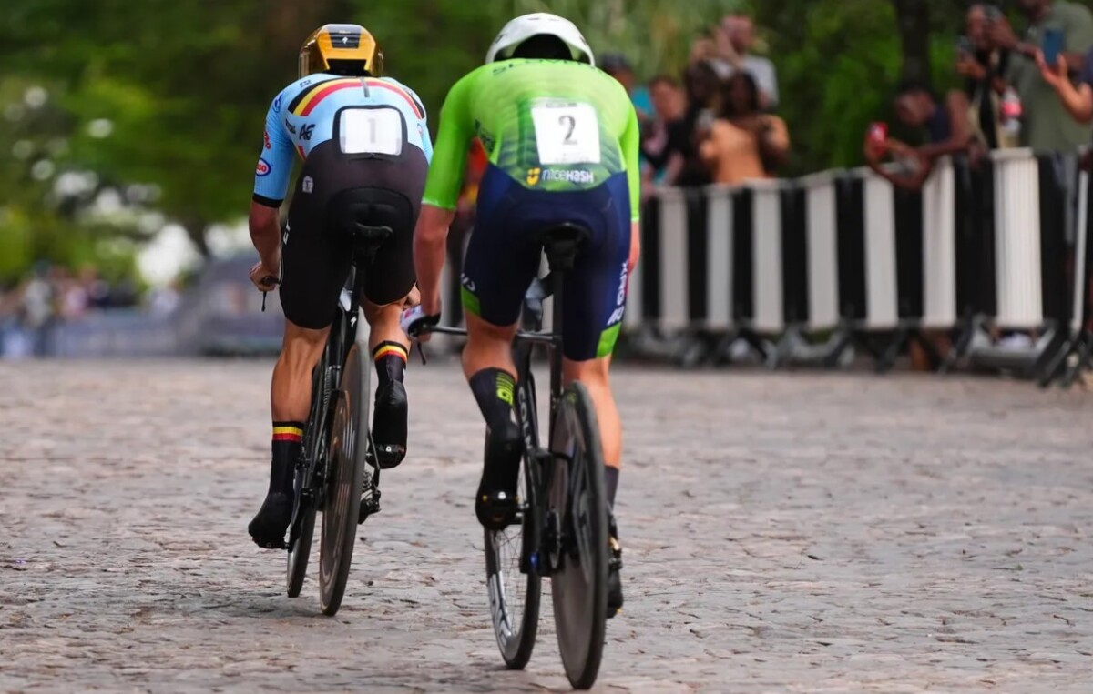 girodociclismo.com.br tadej pogacar massacrou jonas vingegaard ninguem vai vence lo vencedor de etapa do giro analisa o tour 2026 assista o video image 1