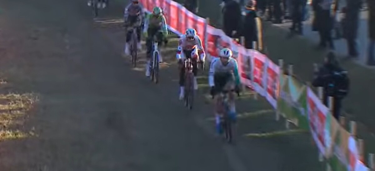 girodociclismo.com.br thibau nys da show e vence a copa do mundo de ciclocross em tabor confira os resultados e a chegada image 7