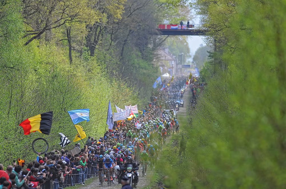 girodociclismo.com.br vamos privatizar o alpe dhuez no tour de france diretores discutem proposta polemica para solucionar problemas financeiros no ciclismo image 4