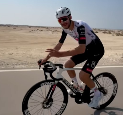girodociclismo.com.br ciclista da uae emirates posta mensagem apos grave queda nao vou desistir vou levantar e continuar fazendo o que amo image 5