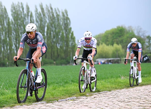 girodociclismo.com.br eu vivo pela paris roubaix jasper philipsen revela paixao pelo inferno do norte e descreve treino com mathieu van der poel image 5