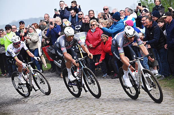 girodociclismo.com.br eu vivo pela paris roubaix jasper philipsen revela paixao pelo inferno do norte e descreve treino com mathieu van der poel image 6