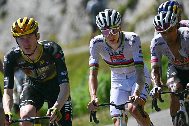 girodociclismo.com.br gregario de jonas vingegaard admite superioridade de tadej pogacar no tour de france ele e de longe o melhor ciclista assista o video image 3