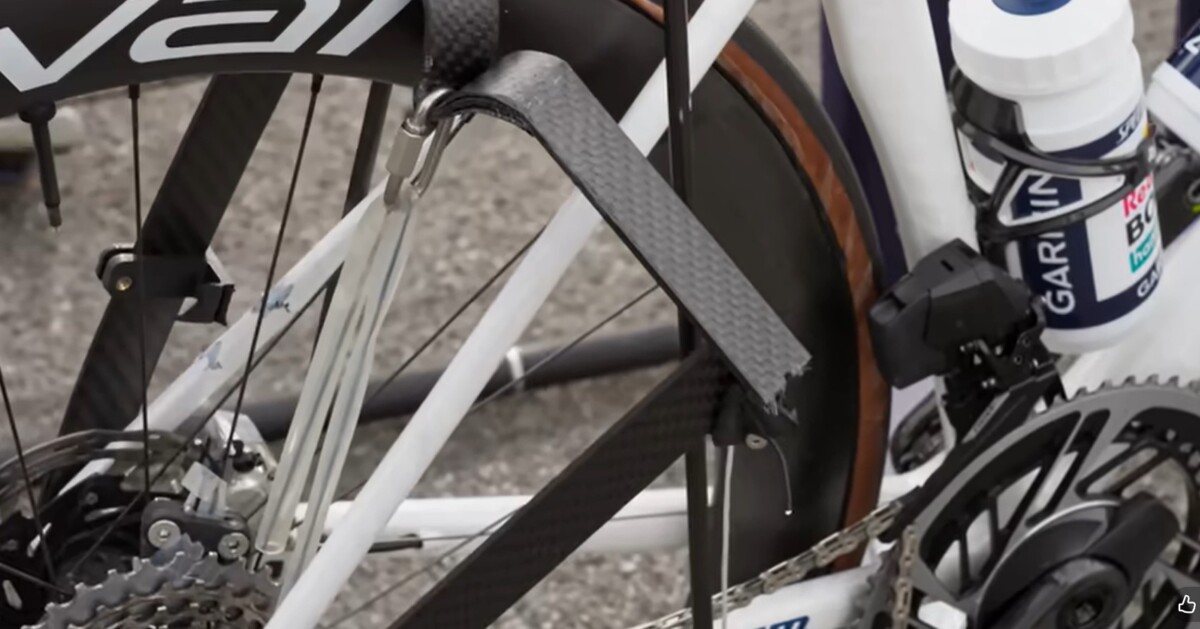 girodociclismo.com.br incrivel ciclistas da red bull bora rebocam e aviao decola a 54kmh assista o video com a facanha inedita image 2