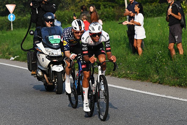 girodociclismo.com.br isaac del toro estara no tour com foco em tadej pogacar diretor da uae preve temporada crescimento em 2026 image 4