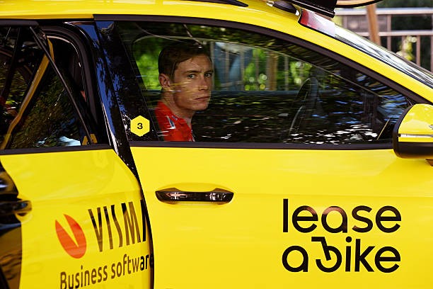 girodociclismo.com.br jonas vingegaard fala sobre o futuro do ciclismo nao veremos mais corridas tao longas ha muita pressao assista o video image 3