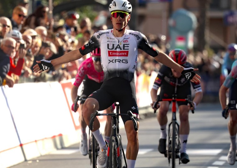 girodociclismo.com.br lidl trek nao esconde ambicao com juan ayuso nao tinhamos ciclista para vencer um grand tour assista o video image 2