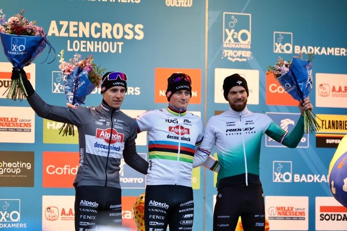 girodociclismo.com.br mathieu van der poel vence o trofeu x2o de loenhout van aert abandona confira os resultados e a chegada image