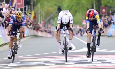 girodociclismo.com.br mattias skjelmose relembra vitoria historica na amstel gold race image 1