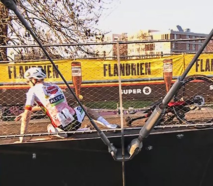 girodociclismo.com.br niels vandeputte vence o exact cross em prova marcada por disputa polemica confira os resultados e a chegada image