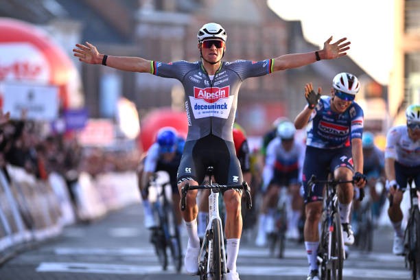 girodociclismo.com.br o tour de france nao e prioridade prodigio frances superado somente por pogacar descarta o tour 2026 assista o video image 4