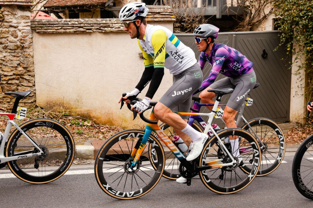 girodociclismo.com.br primeira competicao do worldtour em 2026 ja tem equipe definida jayco alula com forte time para a estreia na temporada confira o anuncio oficial image 4