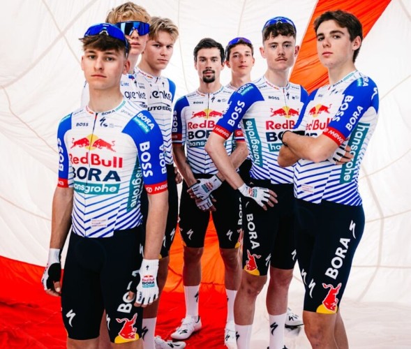 girodociclismo.com.br red bull bora hansgrohe revela uniforme para 2026 com foco em desempenho e identidade image 1