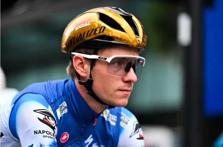 girodociclismo.com.br remco evenepoel define calendario para 2026 e abre mao do giro em prol do tour de france evenepoel rosto capacete dourado