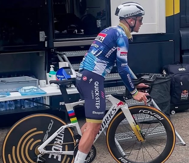 girodociclismo.com.br remco evenepoel esta muito mais sereno tiraram um peso dos seus ombros principal gregario comenta nova fase de evenepoel image 2