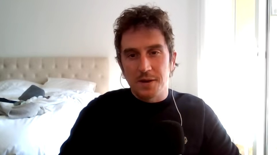 girodociclismo.com.br remco evenepoel tem que ir para o tour se gastou muito dinheiro geraint thomas analisa a pressao de lideres na red bull bora assista o video image