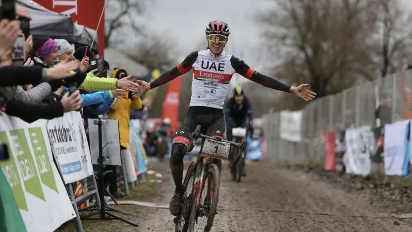 girodociclismo.com.br tadej pogacar no ciclocross dirigente confirma tentativa ntramos em contato com seu agente mas dinheiro nao importa para eles image
