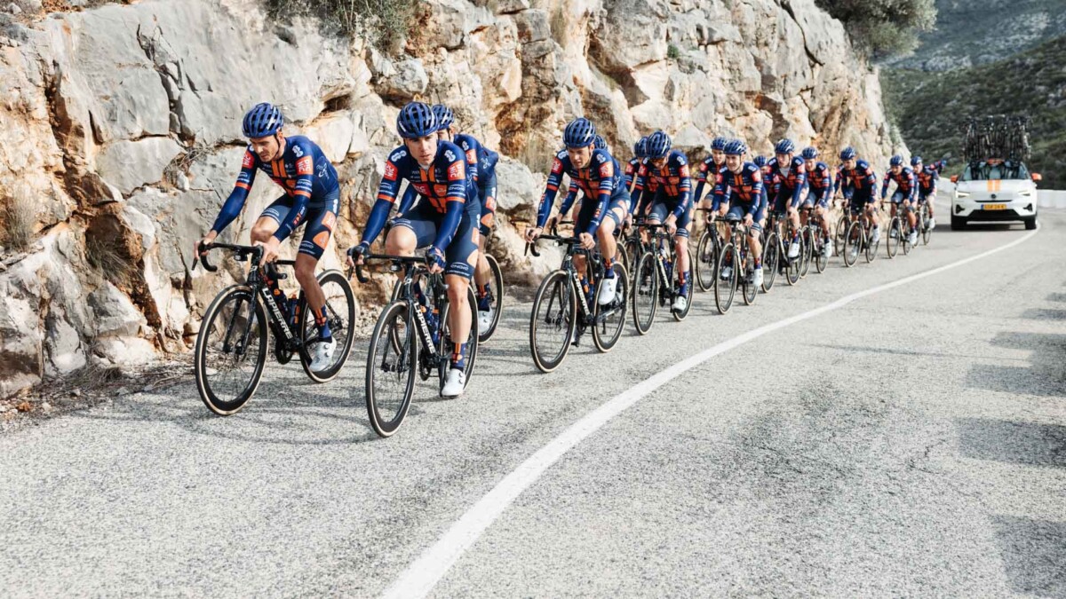 girodociclismo.com.br uci anuncia as equipes worldteam e proteam para 2026 picnic postnl recebe licenca reduzida confira todas as equipes para 2026 image 3