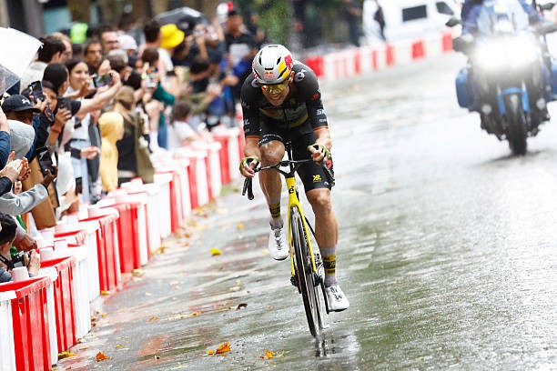 girodociclismo.com.br wout van aert revela como bateu tadej pogacar no tour coloquei pneus largos e pressao muito baixa assista o video image 1