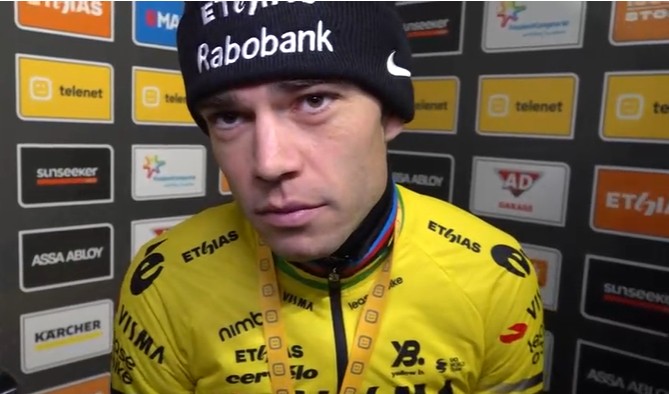 girodociclismo.com.br wout van aert volta a bater na trave em heusden zolder apos duelo intenso com del grosso image