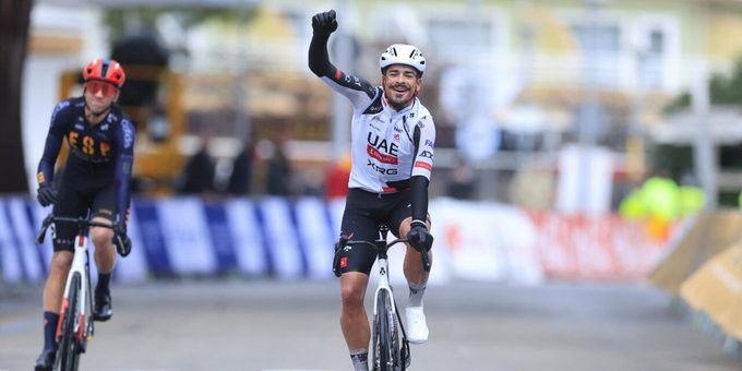 girodociclismo.com.br antonio morgado celebra vitoria especial no trofeo calvia em dia de aniversario image