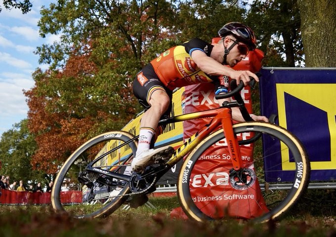 girodociclismo.com.br campeao belga de ciclocross anuncia aposentadoria nao e mais seguro para mim andar de bicicleta confira a nota emocionada do ciclista image