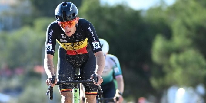 girodociclismo.com.br campeao belga lamenta derrota para mathieu van der poel estou decepcionado por ter ficado muito para tras assista o video image 4