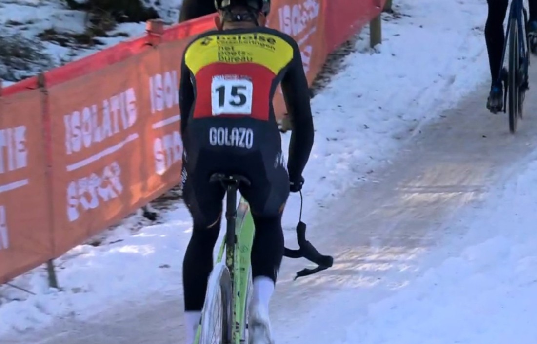 girodociclismo.com.br campeao belga sofre forte queda na copa do mundo virou gelo de verdade assista o video image