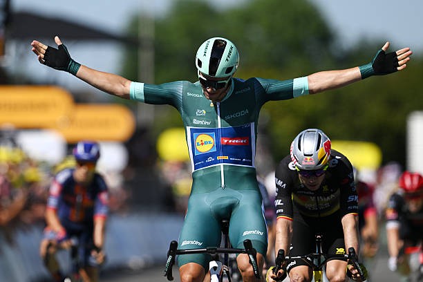girodociclismo.com.br campeao da classificacao por pontos do tour revela grandes mudancas apos criticas muitos comentarios como se fossem biomecanicos image 3
