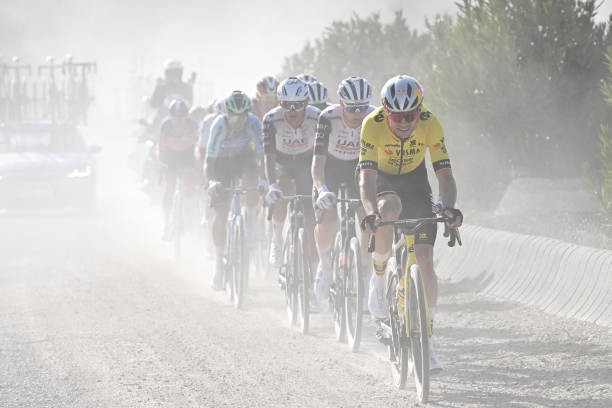 girodociclismo.com.br fratura de wout van aert pode ser mais complexa do que a anunciada tres meses para competicao afirma medico image 2