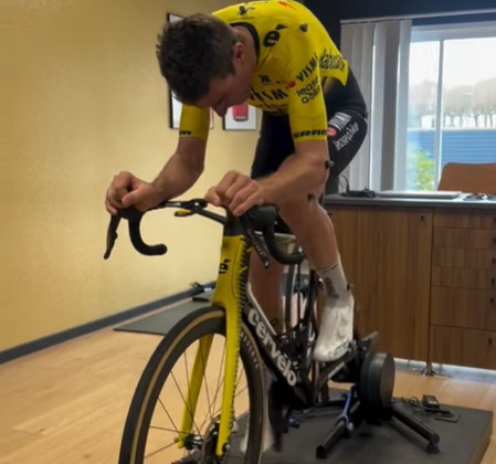 girodociclismo.com.br gregario de jonas vingegaard no tour da declaracao inusitada serei o pior ciclista da equipe no tour de france assista o video image 5