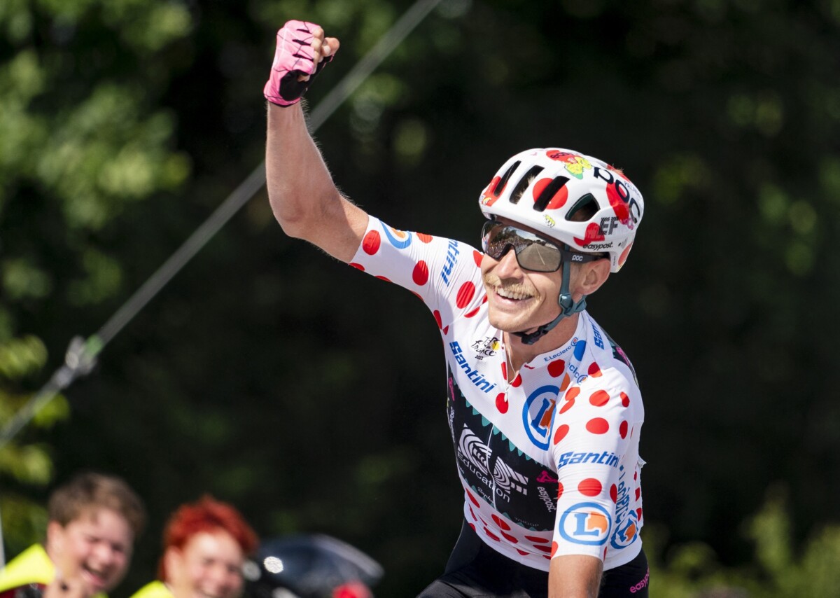 girodociclismo.com.br jonas vingegaard vai dar um chute na bund de tadej pogacar ciclista do worldtour aposta forte no ciclismo dinamarques em 2026 image 1 1