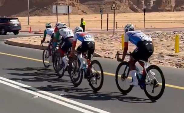girodociclismo.com.br jonathan milan imbativel no alula tour italiano vence a 2a etapa e amplia a lideranca confira os resultados e a chegada image 3