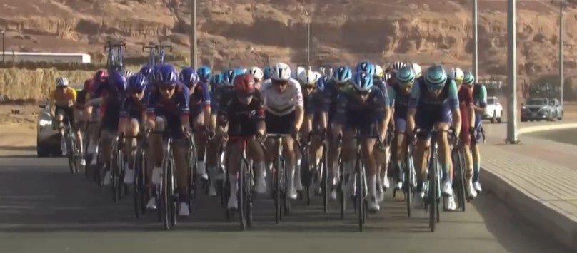 girodociclismo.com.br jonathan milan imbativel no alula tour italiano vence a 2a etapa e amplia a lideranca confira os resultados e a chegada image 6