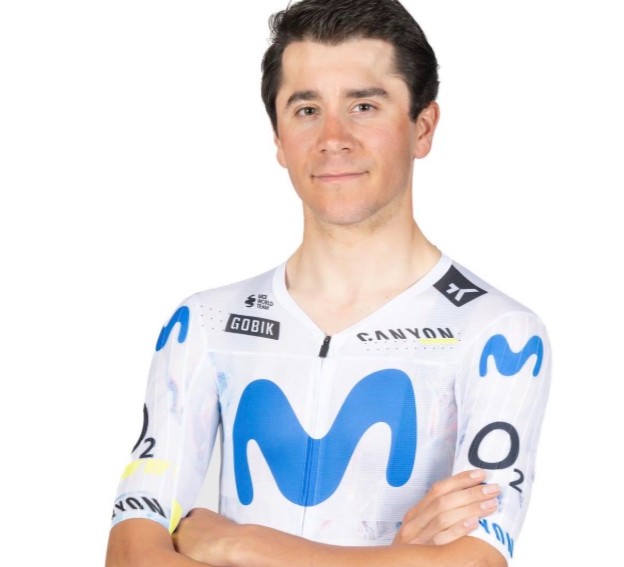 girodociclismo.com.br juan ayuso e principais nomes do ciclismo surgem com uniformes das novas equipes confira as imagens image 3