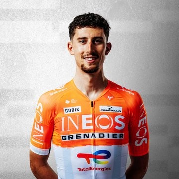 girodociclismo.com.br juan ayuso remco evenepoel e principais nomes do ciclismo surgem com uniformes das novas equipes confira as imagens image 5