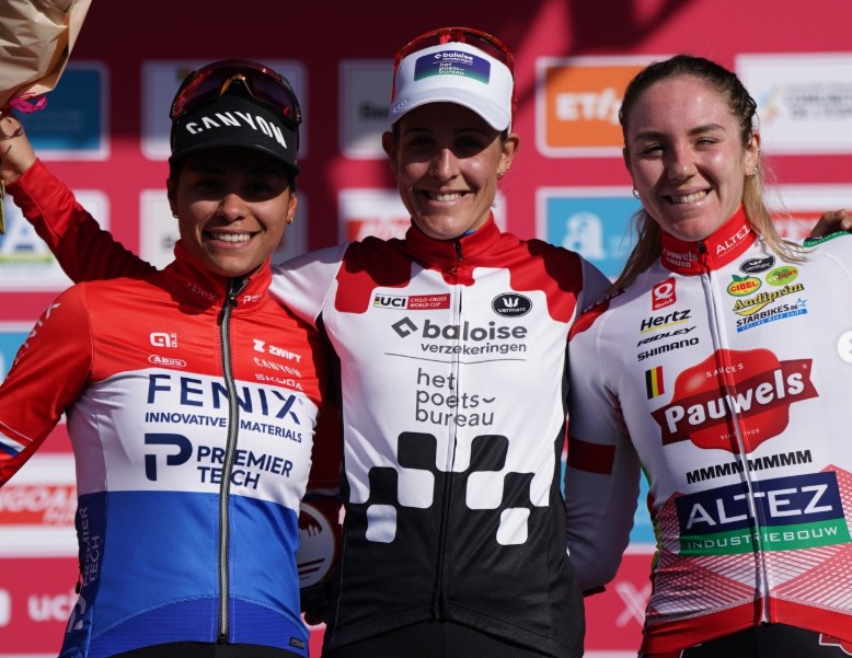 girodociclismo.com.br lucinda brand vence copa do mundo em benidorm e e campea geral confira os resultados e a chegada image 5